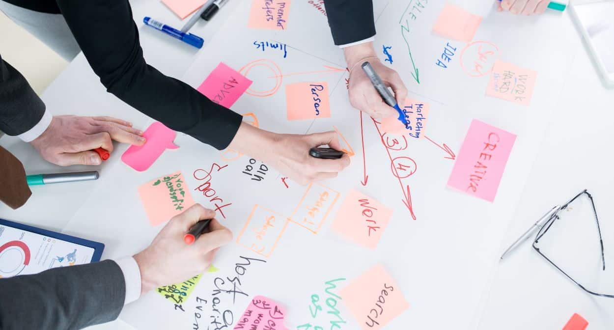 Develop Your Competitive Strategy - Web Video Ad Space Develop Your Competitive Strategy
