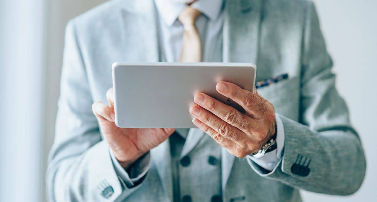 Stay informed about industry changes - Web Video Ad Space